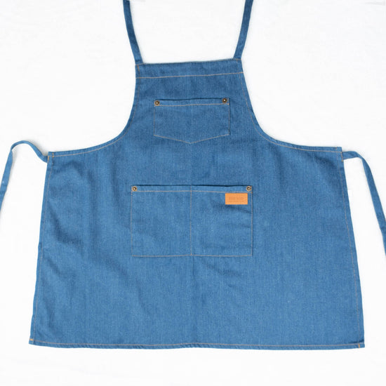 Customizable Kid's Apron: Style and Personal Touch - MTWORLDKIDS.COM